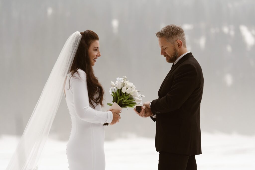 Bear Lake elopement ceremony