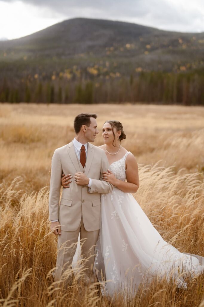 Romantic couple portraits near Grand Lake, Colorado