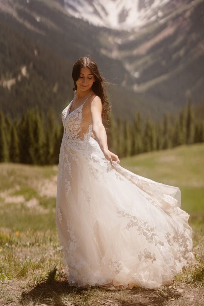 Bride photos in the mountains