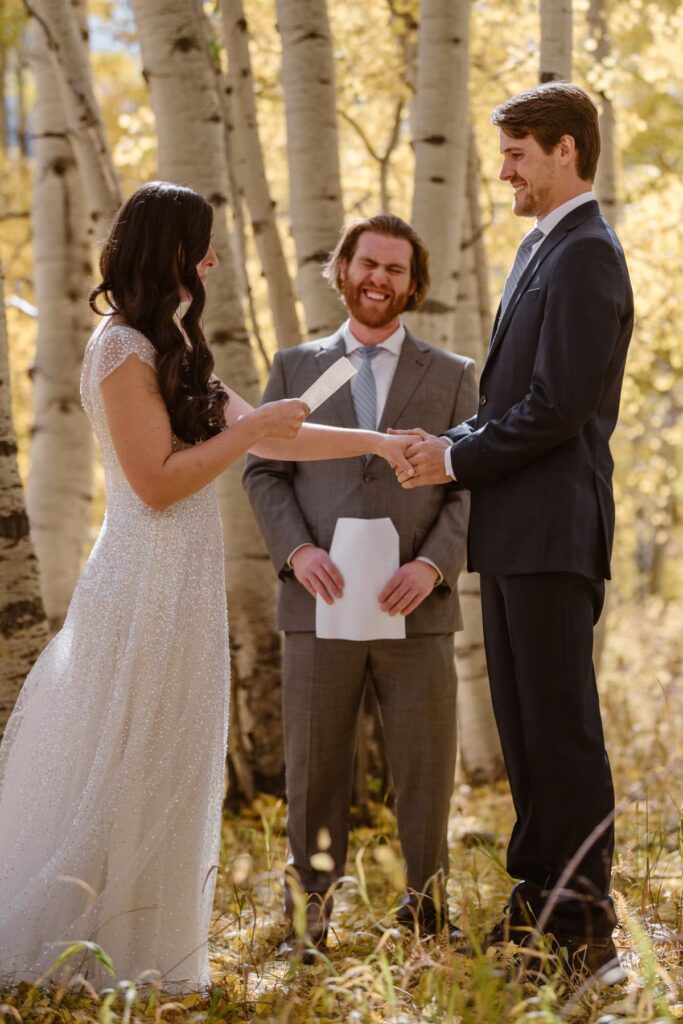 Crested Butte wedding ceremony in the aspen grove