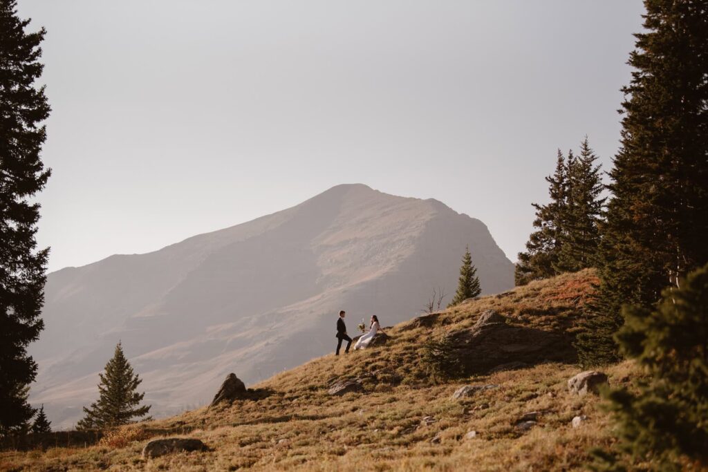 Wedding photos in the mountains of Crested Butte, Colorado