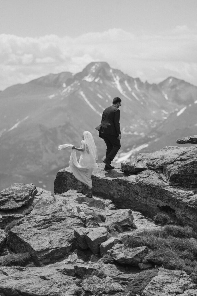 Estes Park wedding photos on top of a mountain in RMNP