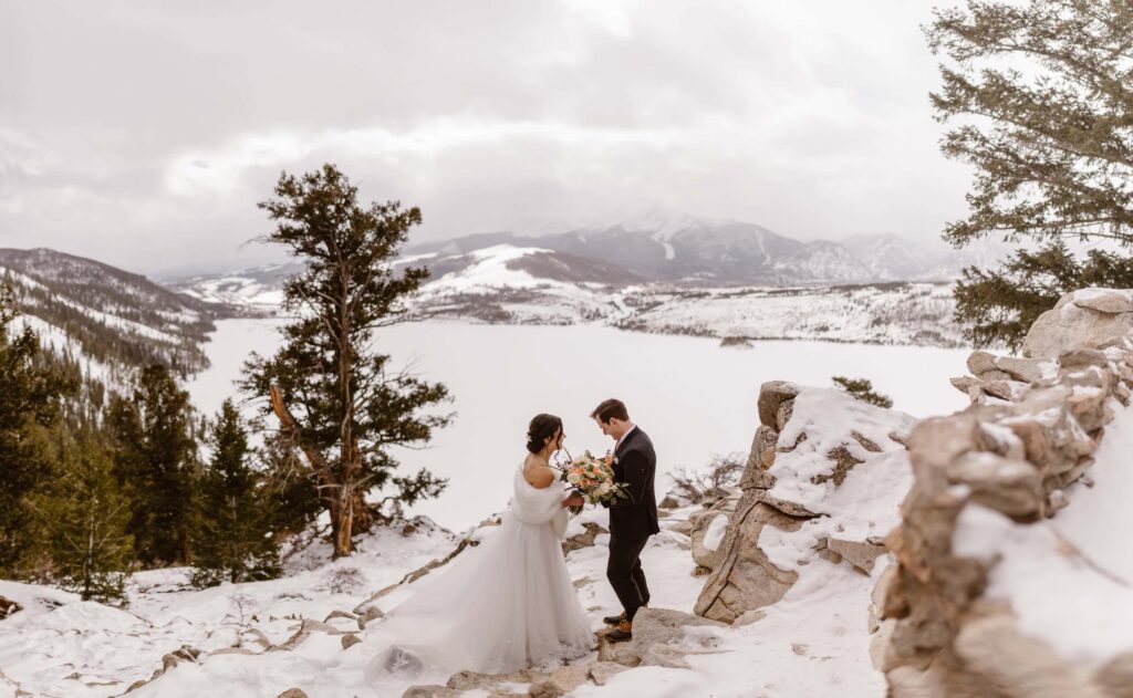 Sapphire Point Overlook elopement