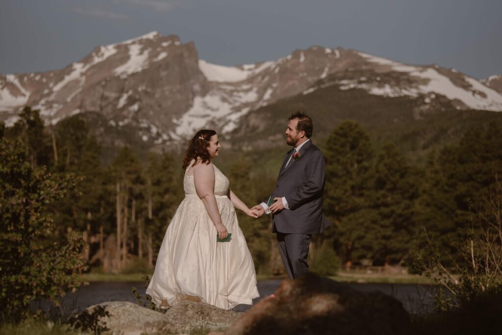 June wedding in Estes Park, Colorado