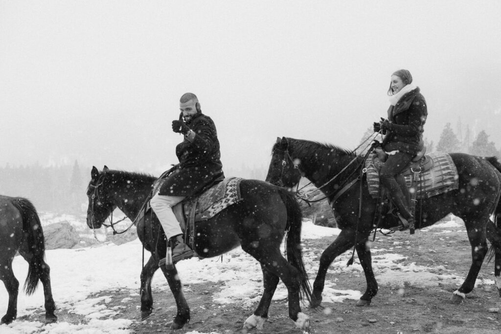 Successful winter surprise horseback riding proposal