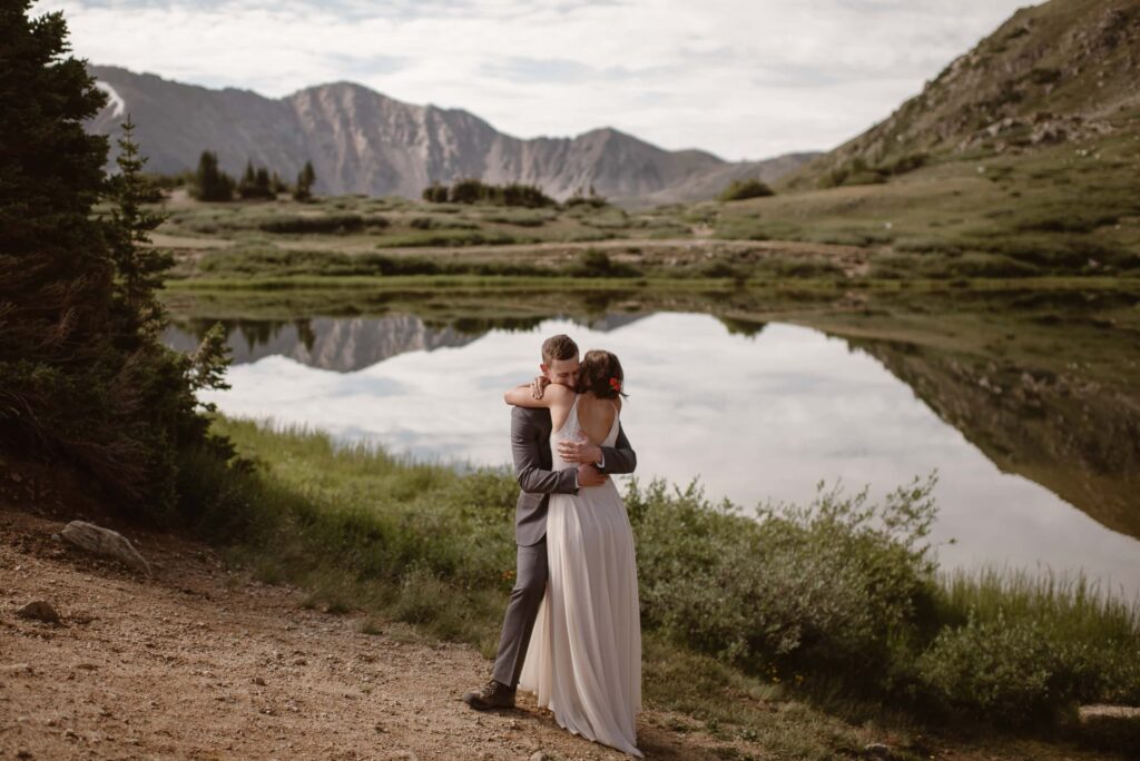 Pass Lake wedding ceremony