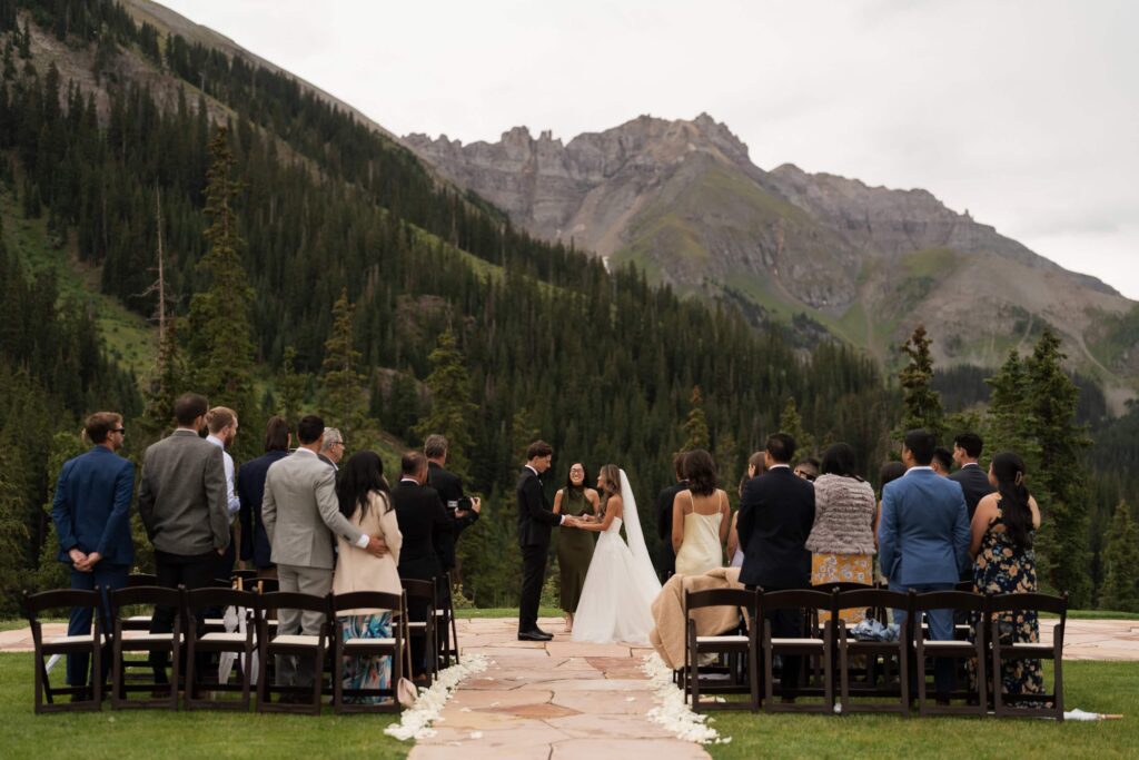 Summer wedding at Palmyra Lookout
