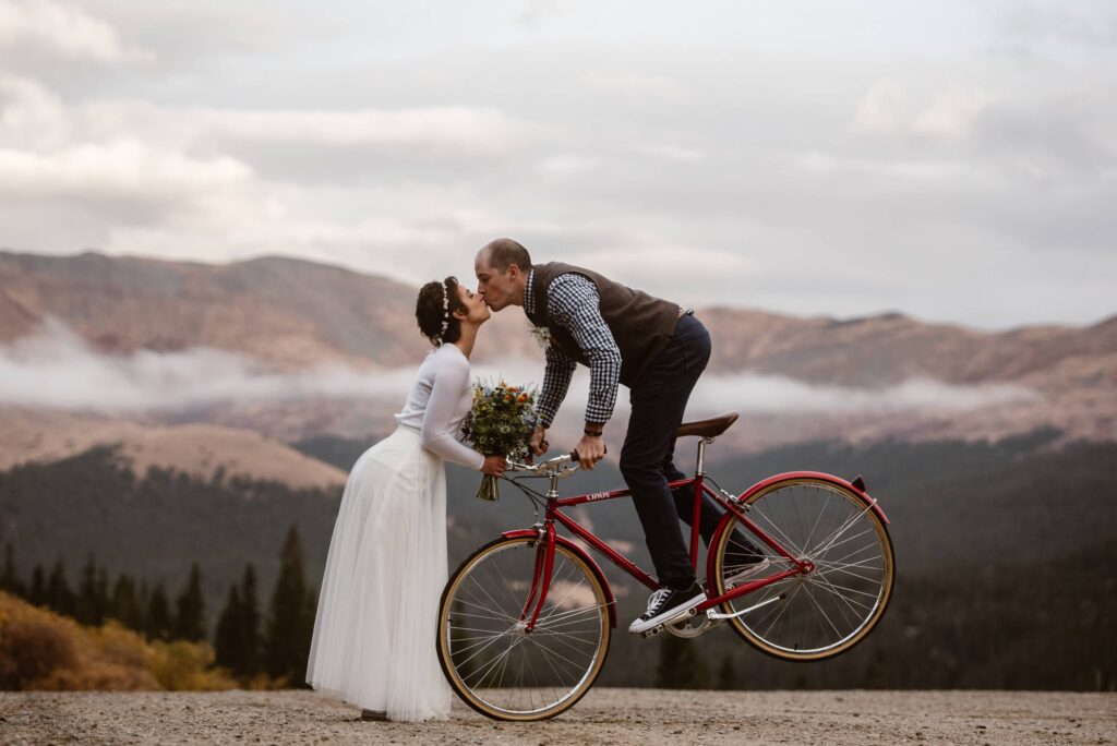 Bicycle wedding photos