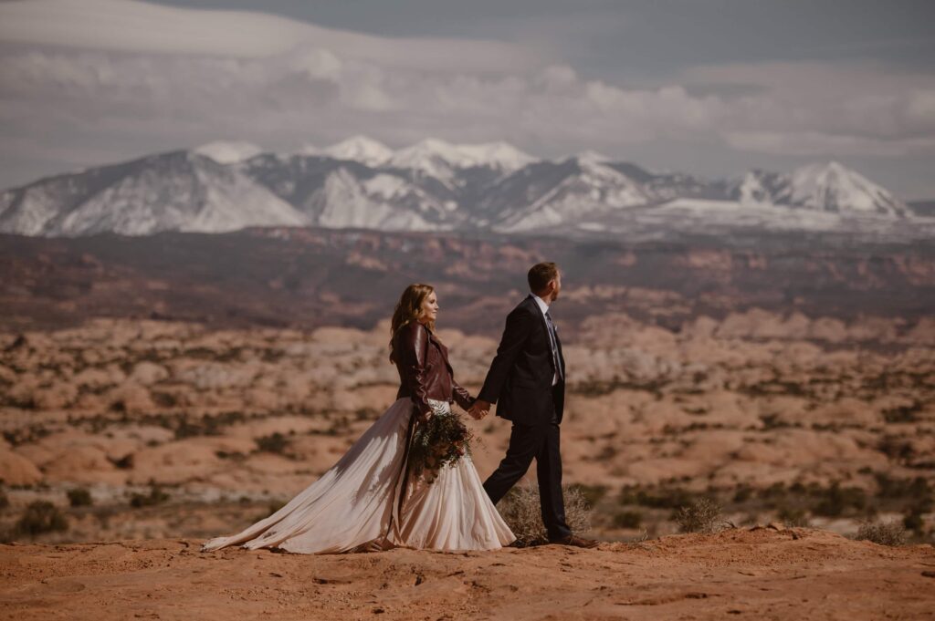 La Sal Mountain Viewpoint Wedding
