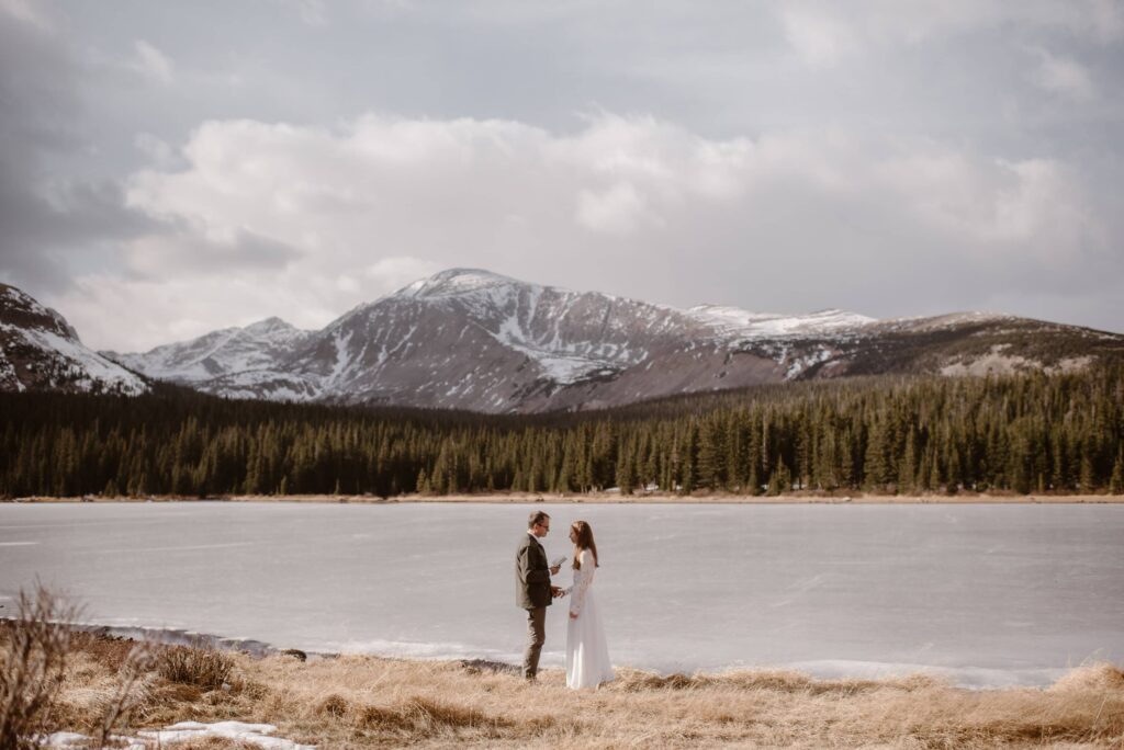 Elopement ceremony at Brainard Lake