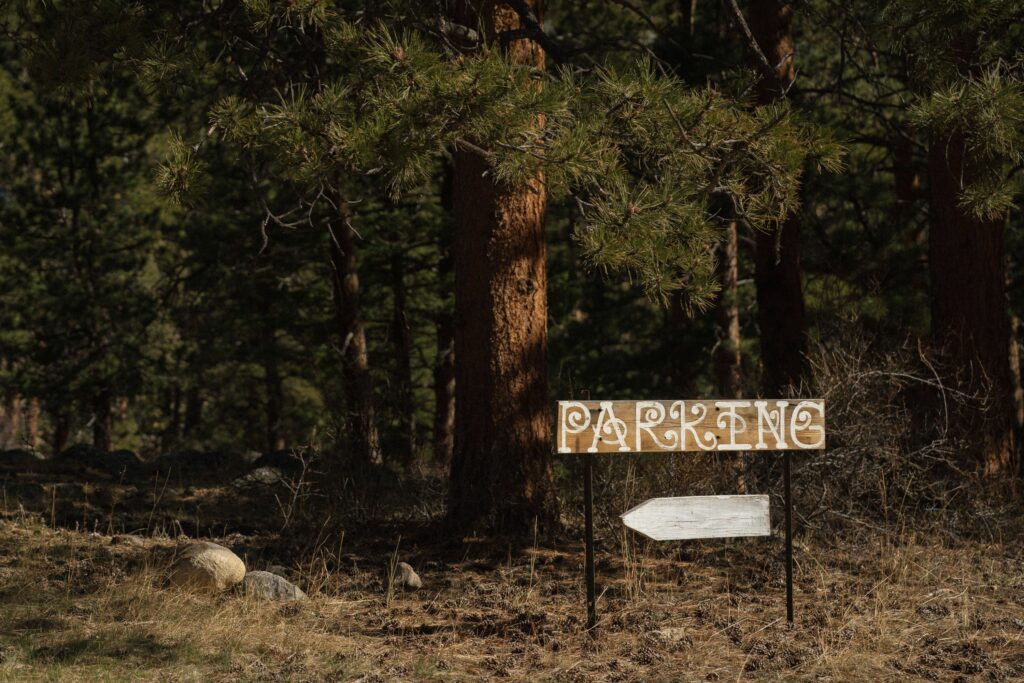 Close up of parking sign near Deer Mountain Meadow