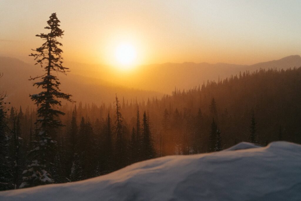 Sunrise view from Dream Lake hike