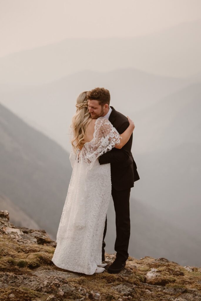Romantic first look in Rocky Mountain National Park