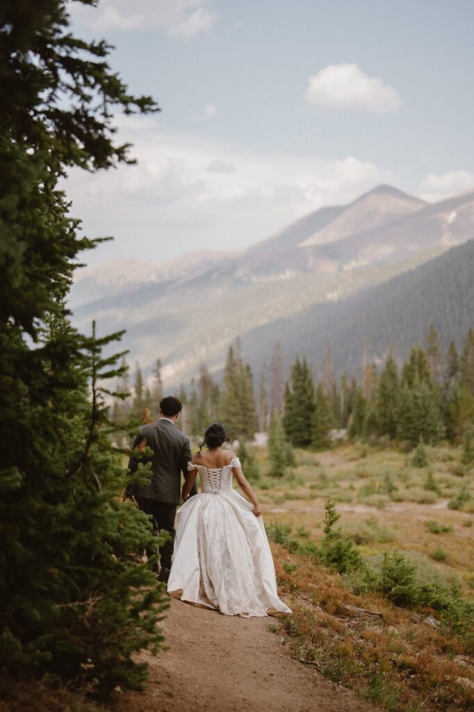 Elopement photos in the mountains of Colorado