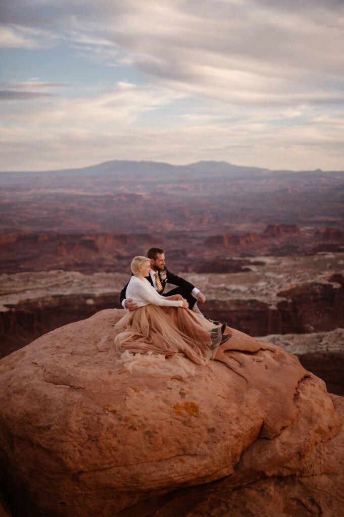 Canyonlands National Park elopement photos at sunset