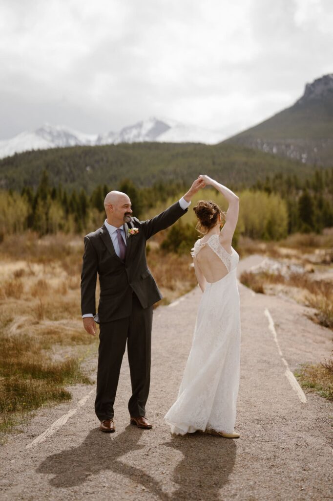 Rocky Mountain National Park vow renewal portraits of bride and groom