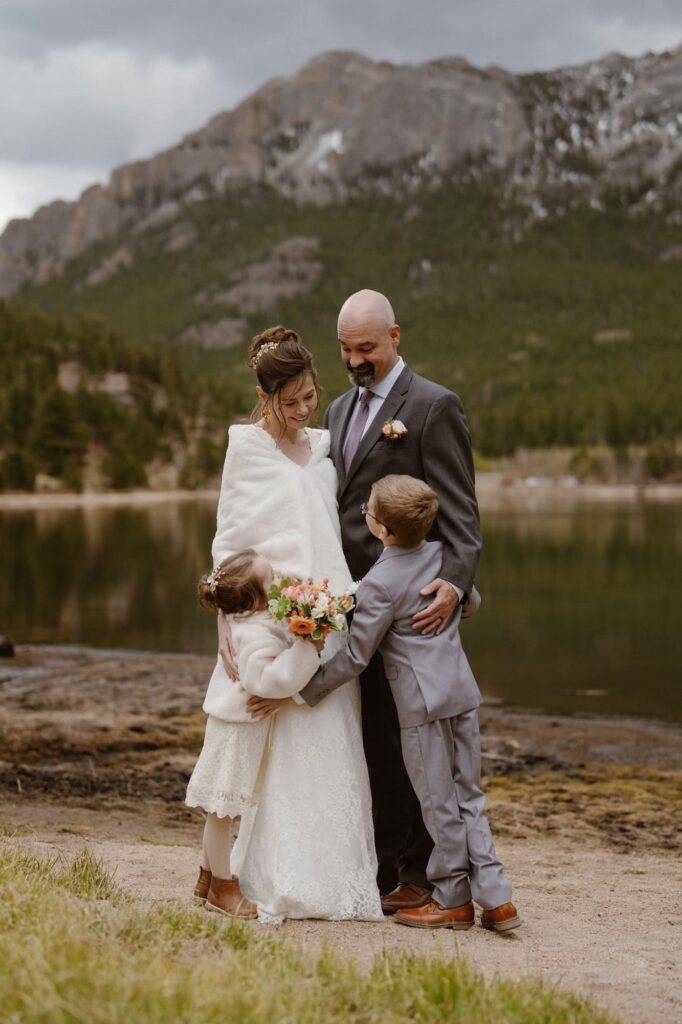 Wedding photos with kids in Estes Park
