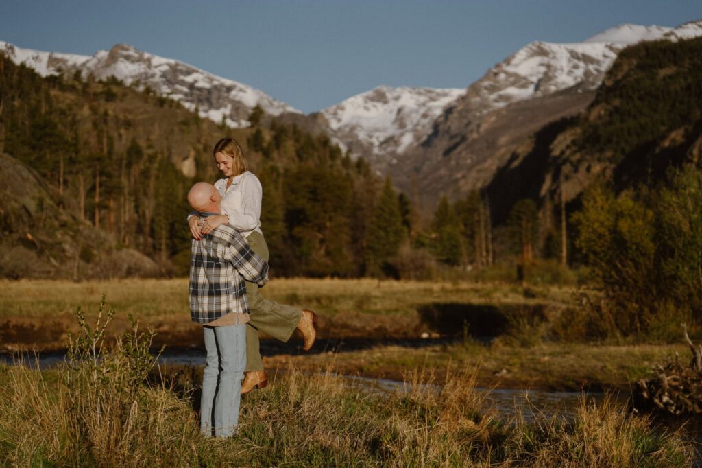 Couples photoshoot after surprise proposal in Moraine Park