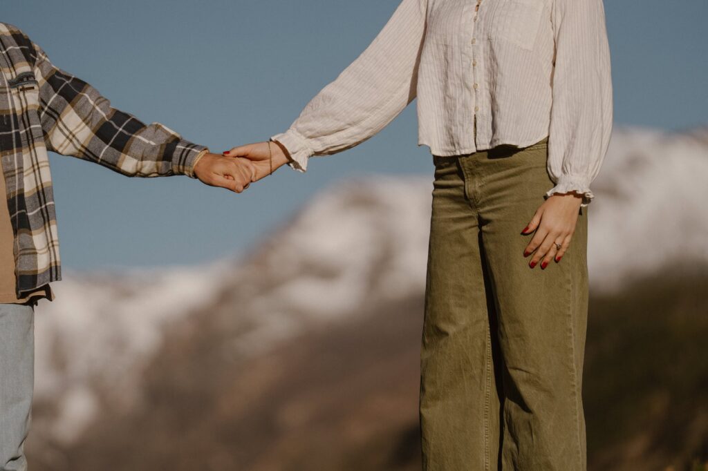 Sunrise engagement photos in Moraine Park