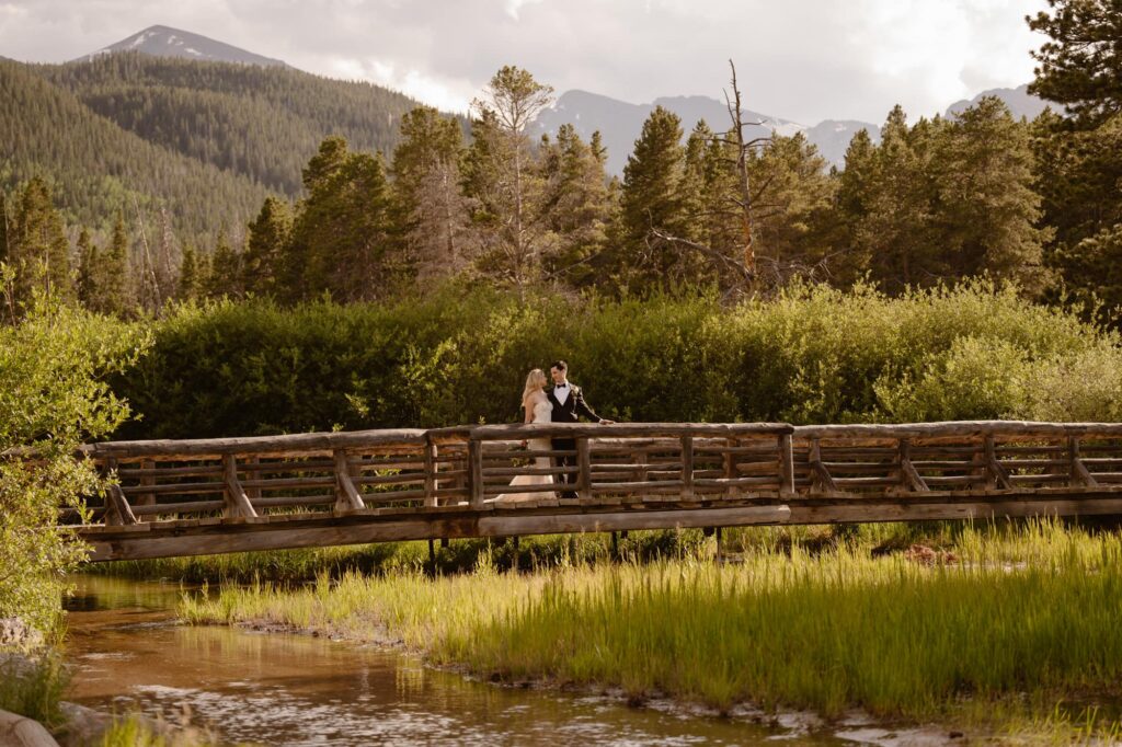 Couple getting married at Sprague Lake in Estes Park