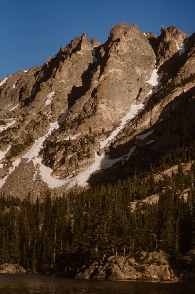 Close up of the snowy mountains in Rocky Mountain National Park