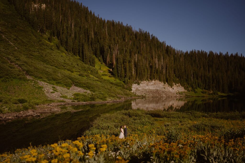 Couple at an alpine lake in Crested Butte