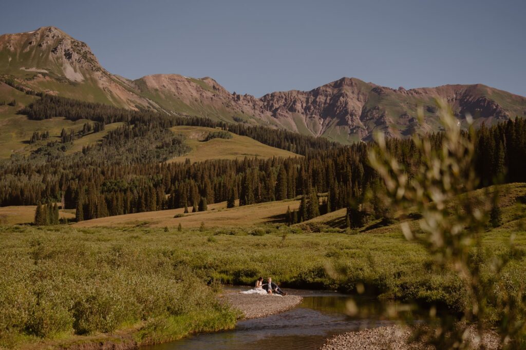 Crested Butte wedding day picnic