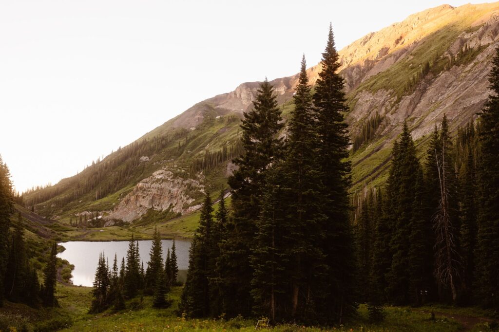 View of alpine lake in Crested Butte