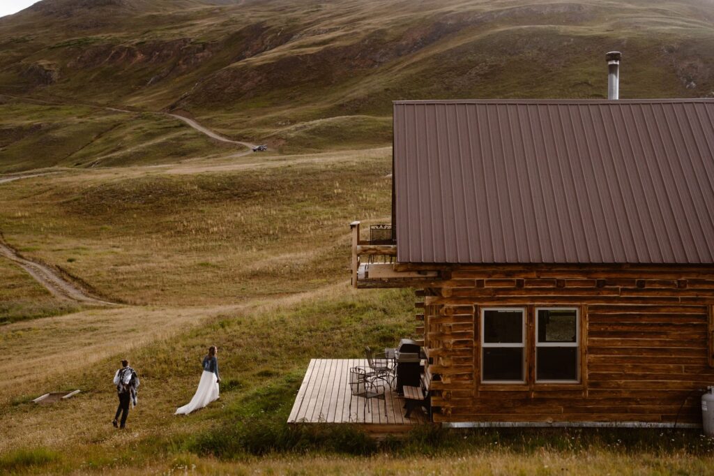 Remote Colorado elopement at an off-grid cabin