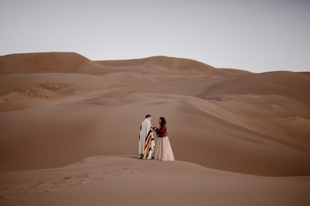 Couple eloping at Great Sand Dunes National Park in Colorado